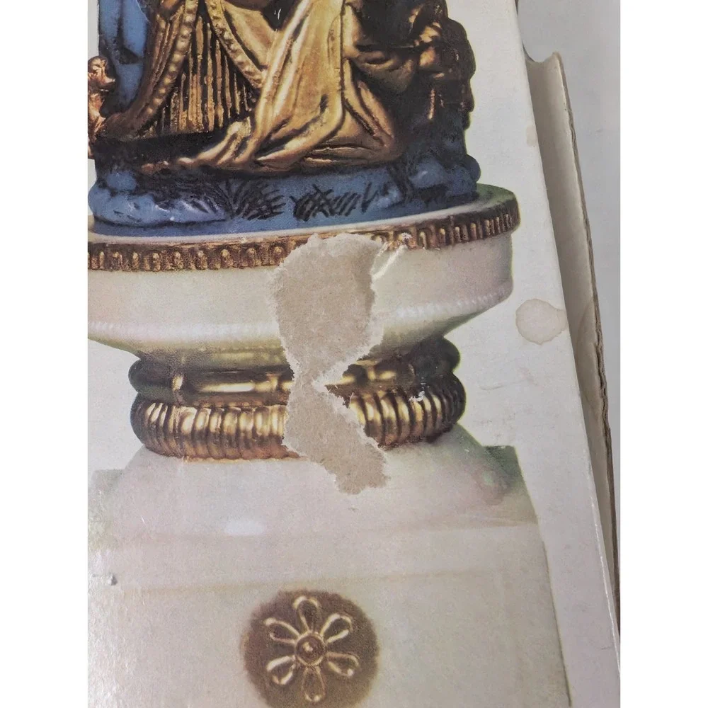 Vintage Holiday Elegance Nativity Christmas Candle 8